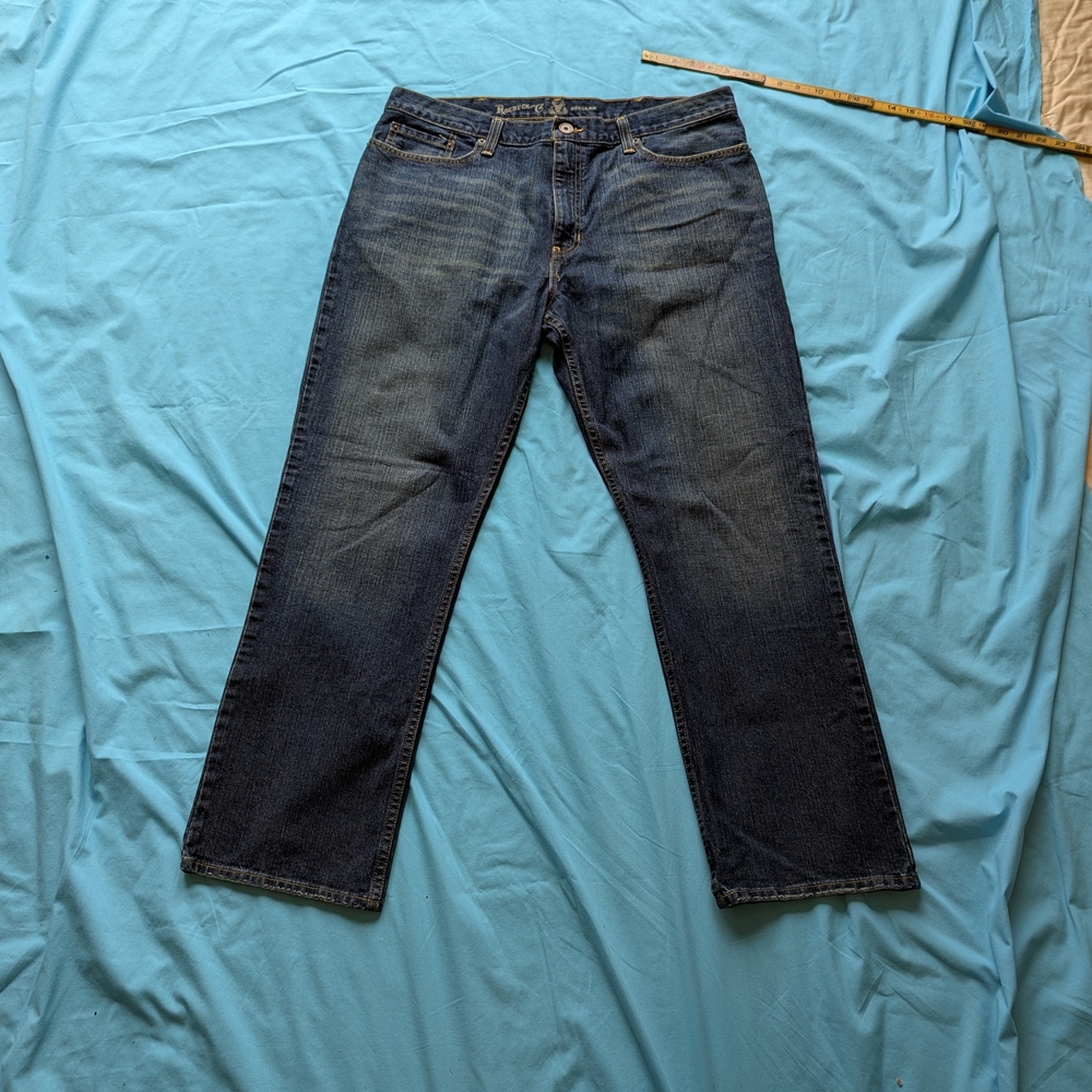 Men's Denim Straight-Leg Jeans